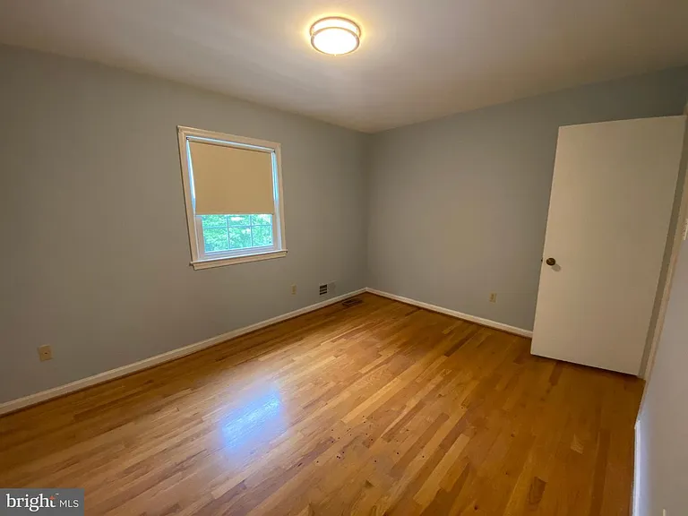 330 River Bend Rd — Photo 13