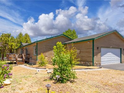 896 Shore Dr, Big Bear City, CA, 92314