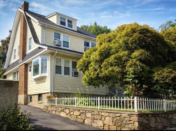 130 Clinton Ave FLOOR 2