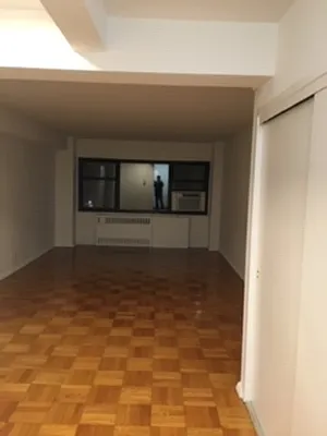 Rented by Andrew Stein, LREB | media 17