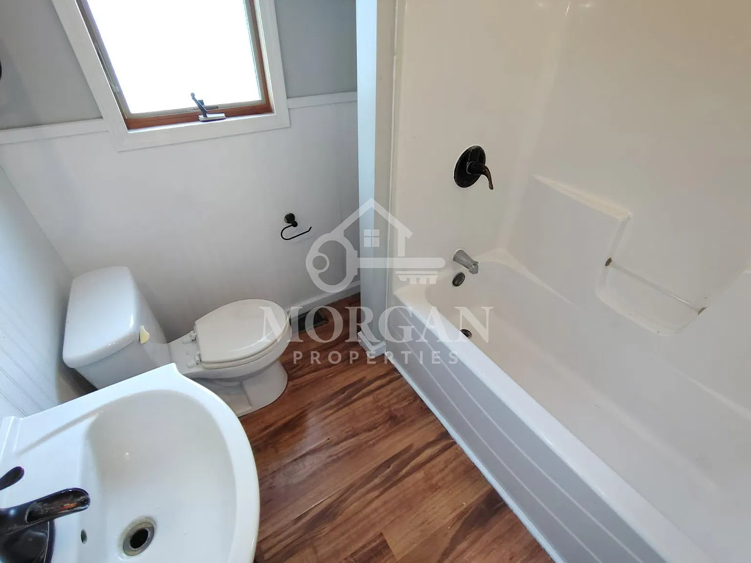 2926 GEORGE - - — Photo 4