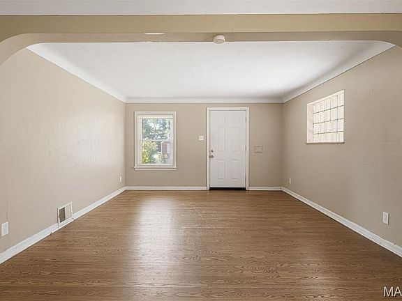 3rd image of 7119 Theodore Ave