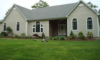 2nd image of 34 Maplehurst Dr