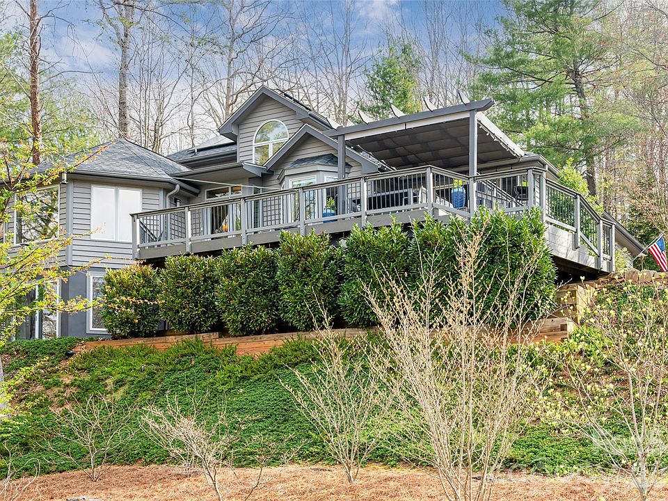 1st image of 168 Skyview Cir