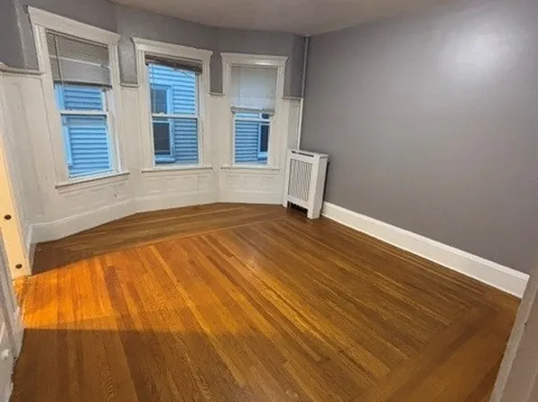 3 Mace Pl #2, Lynn, MA 01902