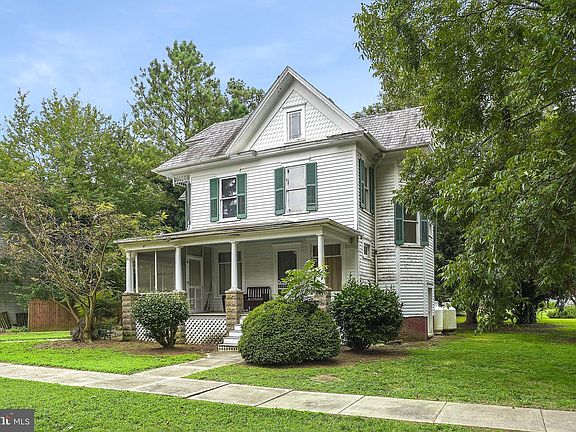 2nd image of 24262 Chadbourne St #230