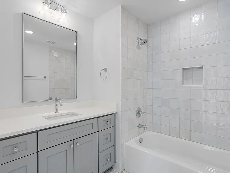 2036 Maple View Ln — Photo 7