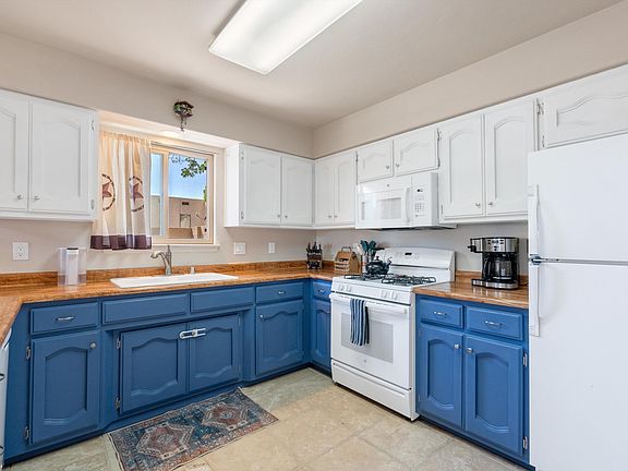 4th image of 11516 Lawson Ct NE