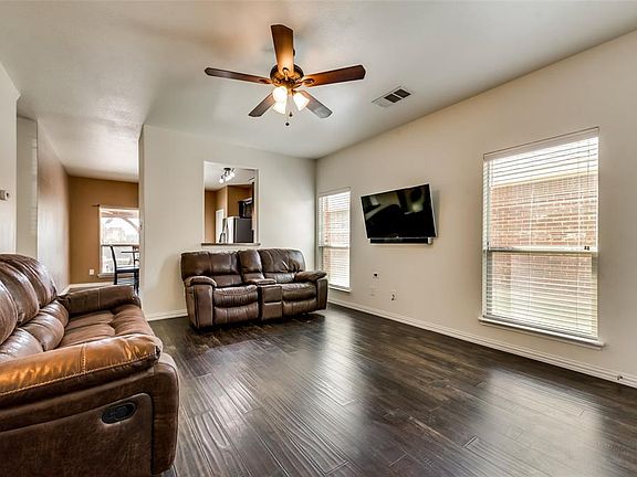 4th image of 1213 Alder Tree Ln