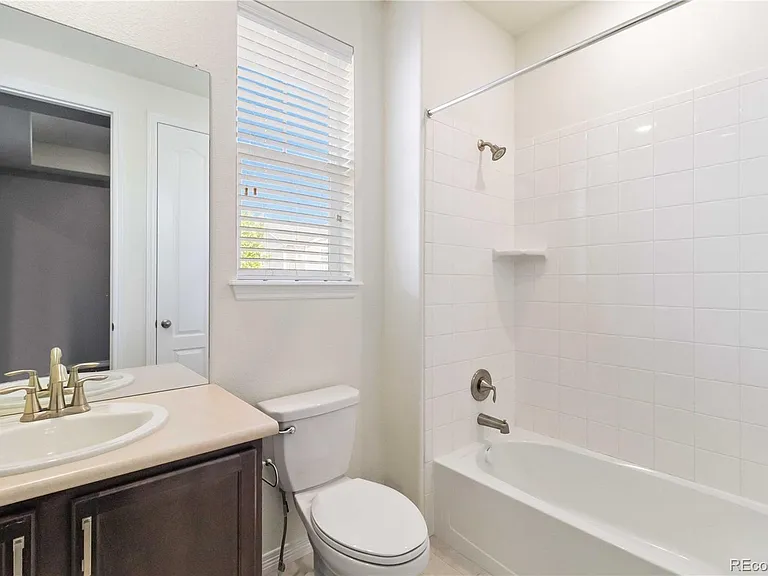14700 Oslo Ave — Photo 25