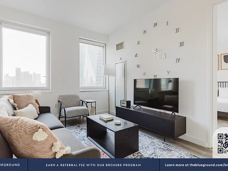 70 W 45th St #36C — Photo 3