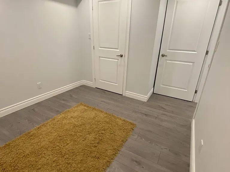 135 Bonham Blvd #BASEMENT — Photo 30