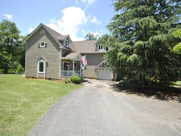 762 Timberlake Dr, Lynchburg, VA 24502