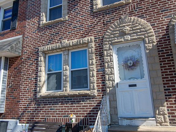 2nd image of 4407 Vista St