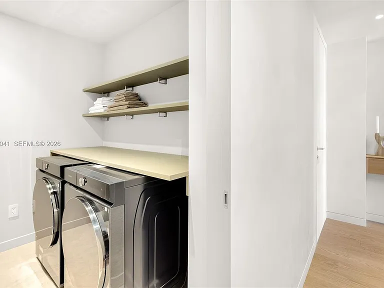 800 West Ave #11 — Photo 9