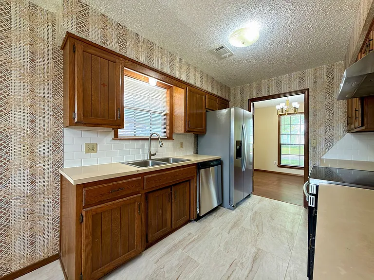 9612 Apple Gate Dr — Photo 9