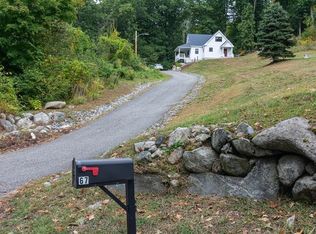 67 Lake St, Middleton, MA 01949