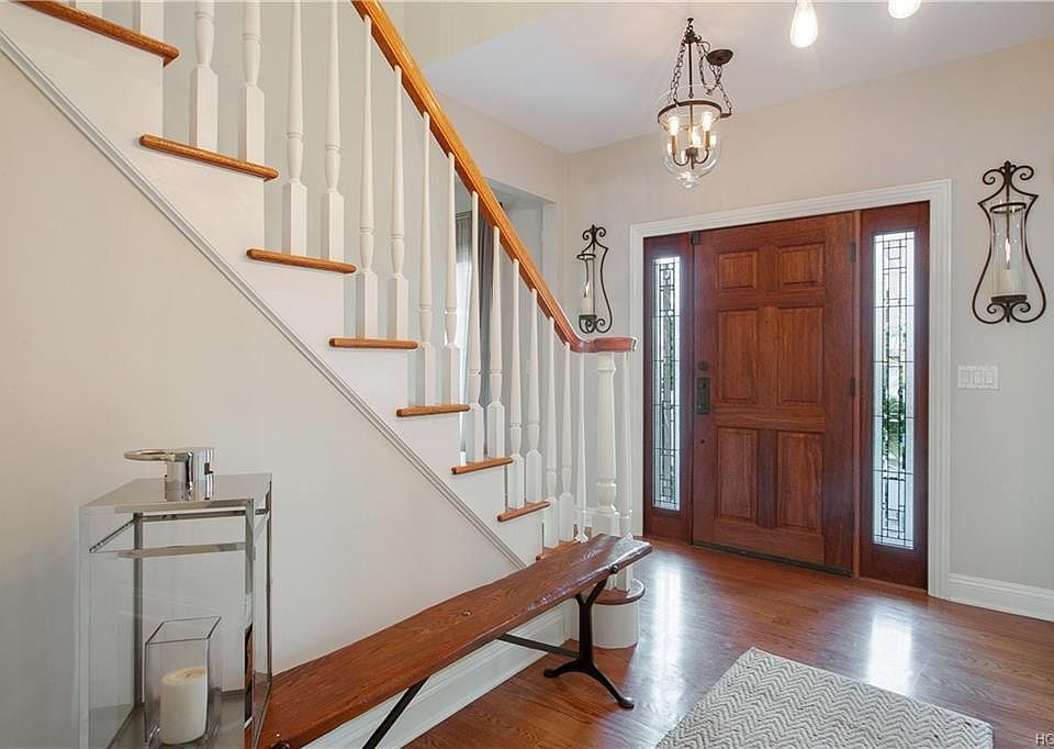 1st image of 14 Sophia St
