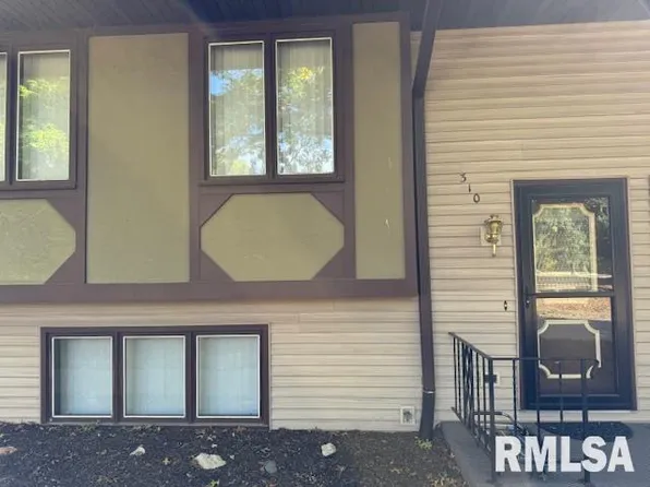 310 22nd Ave #3, Camanche, IA 52730