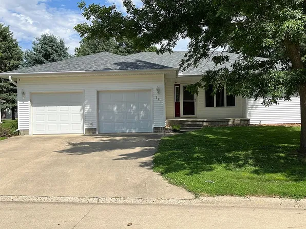 218 S 5th St, Moville, IA 51039