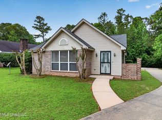 9536 Poni Pl, Diamondhead, MS 39525