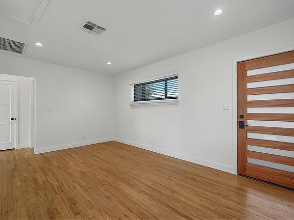 4th image of 662 Ozone St #662