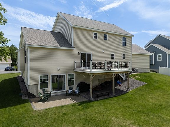 4th image of 158 Standish Ln