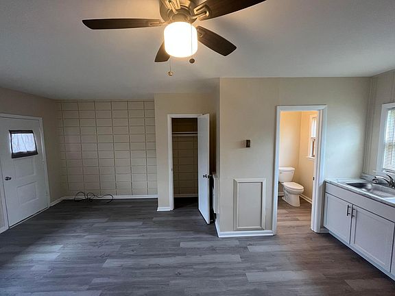 4th image of 614 Maple Ave