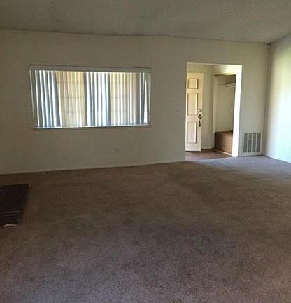5th image of 12907 Sunnyglen Dr