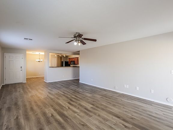 3rd image of 44764 W Balboa Dr