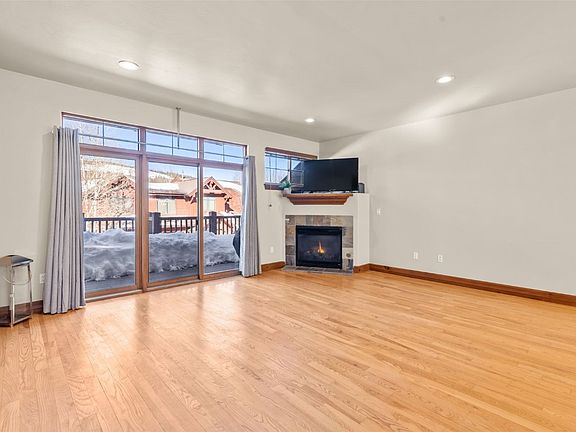 3rd image of 46 Chestnut Lane