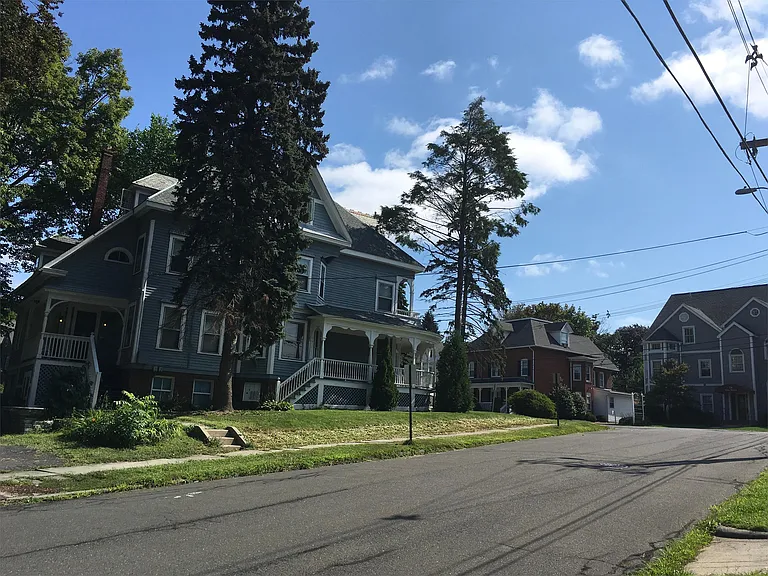 71 Vine St — Photo 7