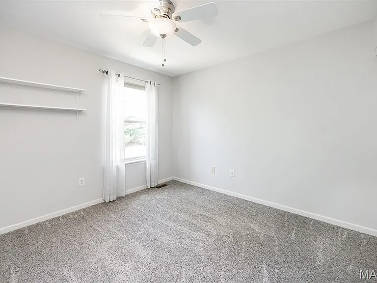 1953 Richmond Springs Ln — Photo 10