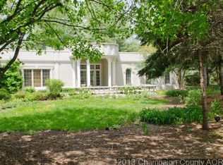 3912 Clubhouse Dr, Champaign, IL