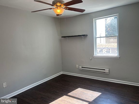 2nd image of 2613 E Somerset St #A