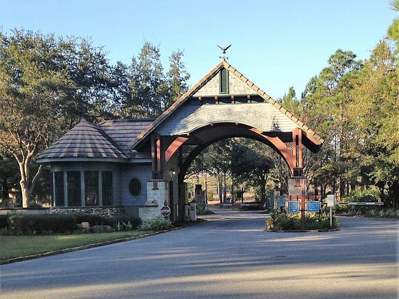 3rd image of 1201 W Water Oak Bnd