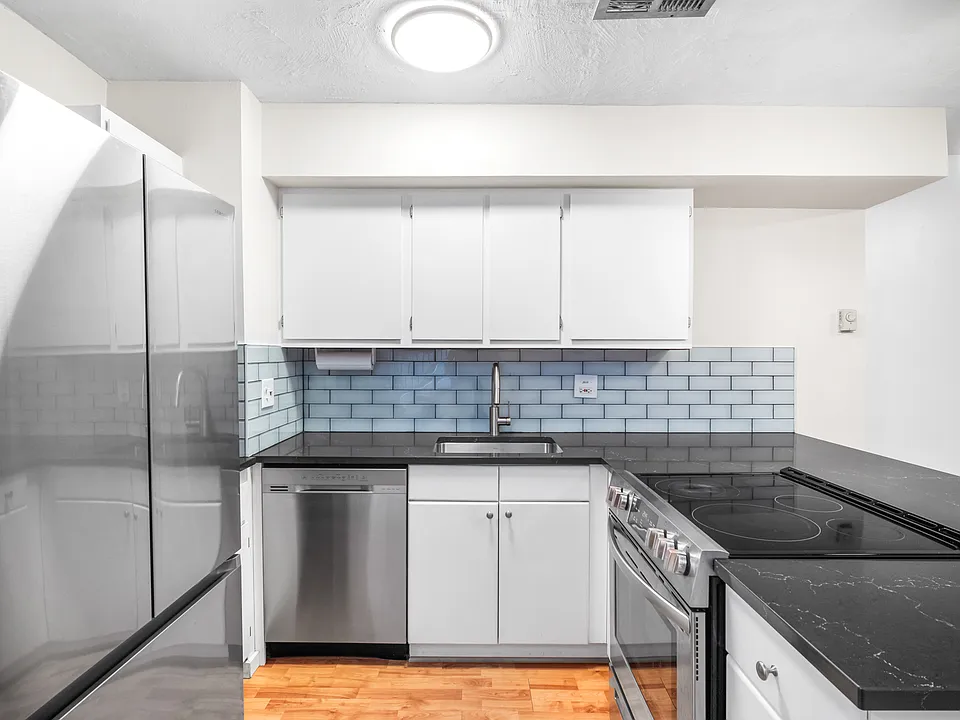 5250 SW 42nd Ave