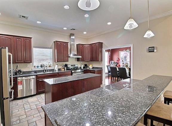 5th image of 2211 Ormond Blvd