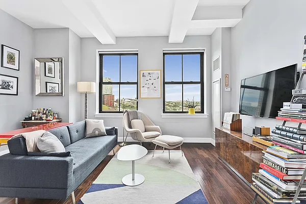 Sold by Compass | media 7