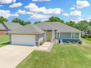 23 Shadybrook Dr, Wellington, KS 67152