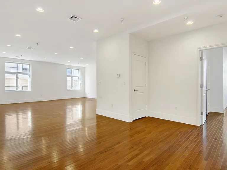 66 Franklin St #6D — Photo 6