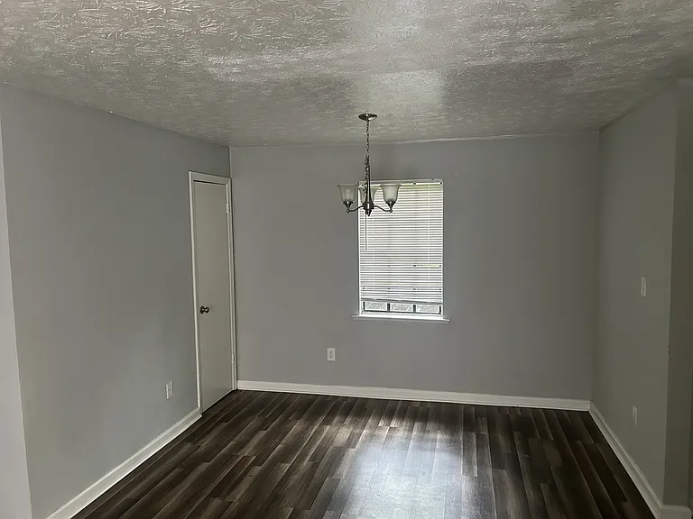 821 W Edgemont Ave #1 — Photo 2