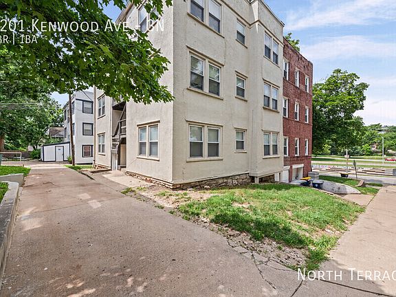 4th image of 4201 Kenwood Ave #2S