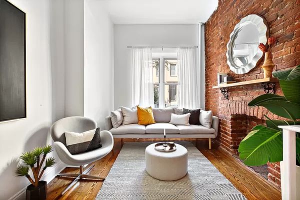 1st image of 338 W 19th St APT 1C