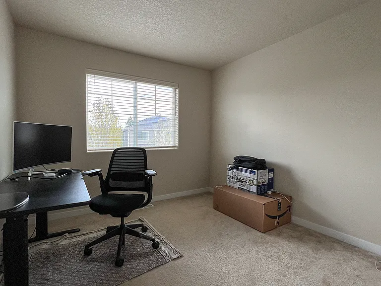 206 SW Marsuda Ter — Photo 16
