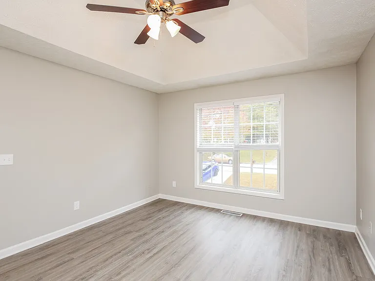 5539 Princeton Oaks Ln — Photo 11