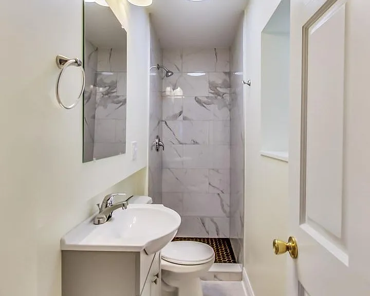 819 S Carpenter St #1F — Photo 13