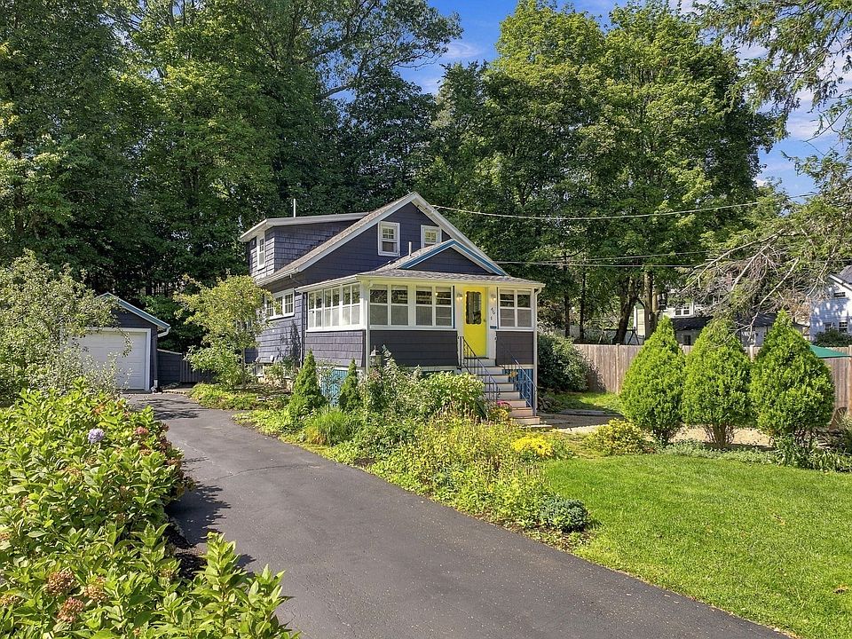 1st image of 46 Maple Rd