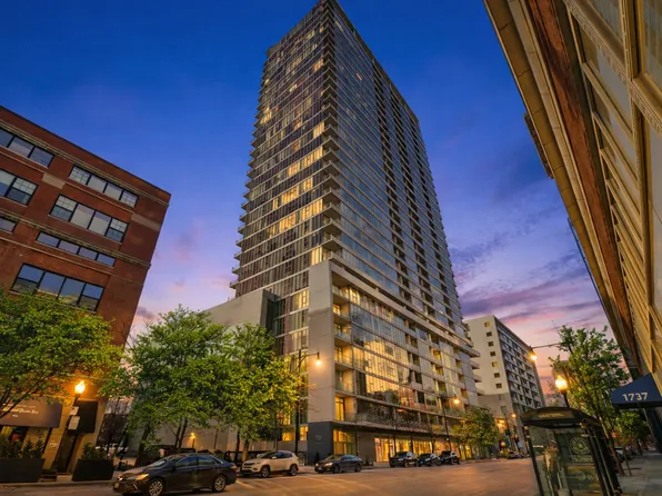 1720 S Michigan Ave APT 308, Chicago, IL 60616