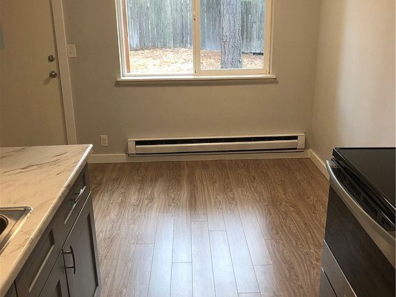 3rd image of 12109 114th Avenue Ct E